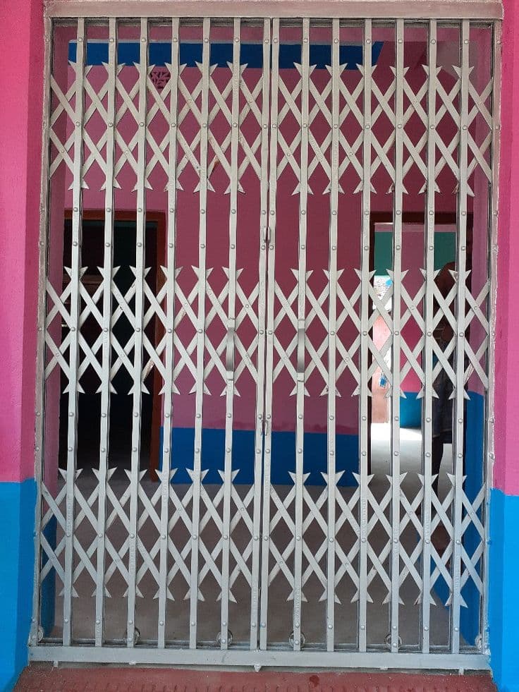 Collapsible Metal Gate - Karachi Metal Art