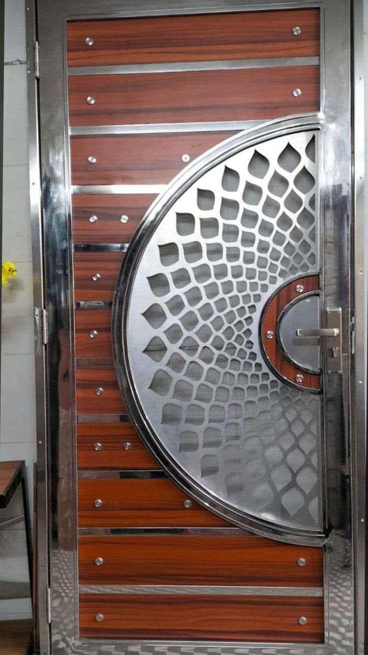 Circular Design Metal Gate - Karachi Metal Art