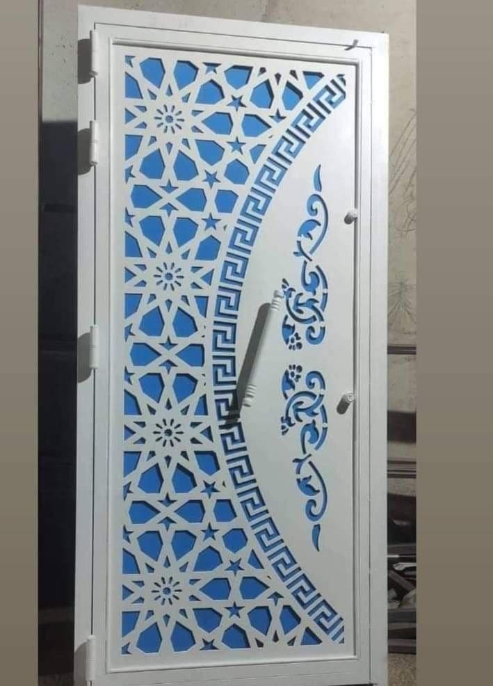 Blue Geometric Design Gate - Karachi Metal Art