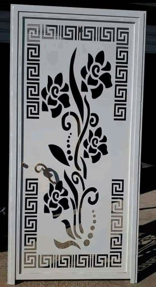 Floral Cutwork Metal Gate - Karachi Metal Art