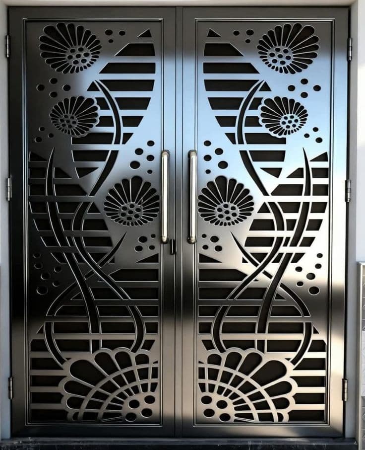 Dark Panel Decorative Gate - Karachi Metal Art