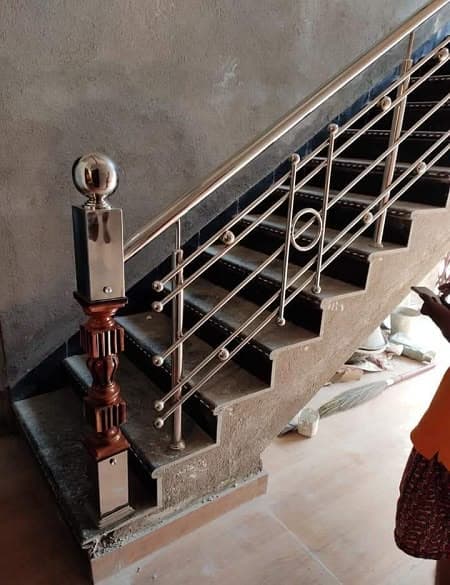 Classic Indoor Stair Railing - Karachi Metal Art
